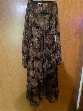 Boho Paisley Tie-Waist Maxi Duster in Brown/ Black